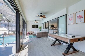 Apollo Beach Oasis: Lanai + Heated Pool!