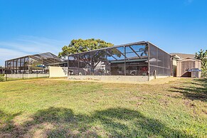 Apollo Beach Oasis: Lanai + Heated Pool!