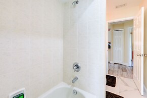 Port St Lucie Home ~ 15 Mi to Jensen Beach Park!