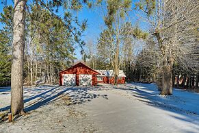 Lakefront Townsend Cabin w/ Fire Pit & Dock!
