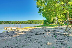 Bitely Cottage Rental: Fire Pit & Beach!