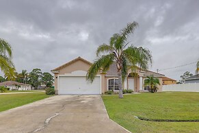 Pet-friendly Port St Lucie Home ~ 5 Mi to Marina!