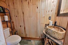 Osprey Lake Cabin 4 Bedroom Home by RedAwning