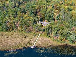 Osprey Lake Cabin 4 Bedroom Home by RedAwning