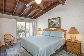Oceans 2 4 Bedroom Condo by RedAwning