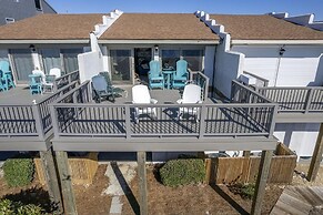 Oceans 2 4 Bedroom Condo by RedAwning