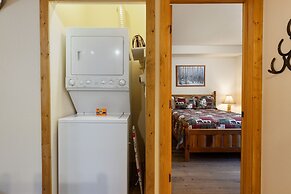 2656 Tenderfoot Lodge 2 Bedroom Condo by RedAwning