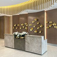 Chic Studio in Lush Residences Near Circuit Makati