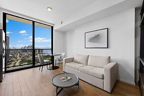 High-Floor Studio with Incredible Views