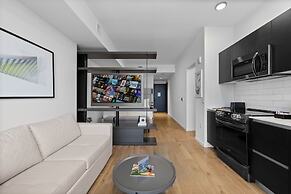 High-Floor Studio with Incredible Views