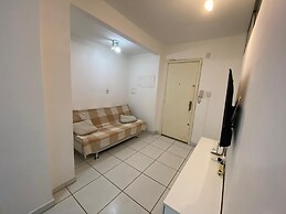 Apto 2 quartos Centro de BC