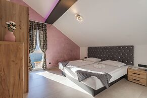 Lovely Villa Taja In Nature
