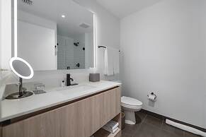 Charming Studio in an Exclusive Oasis