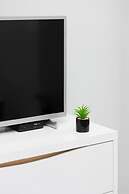 Cosy Studio With Balcony by Renters