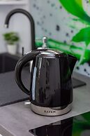 Cosy Studio With Balcony by Renters