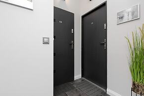 Cosy Studio With Balcony by Renters