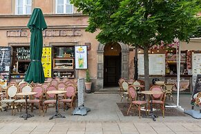 Apartment Plac Zamkowy by Renters