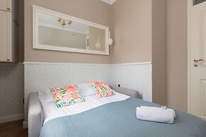 Apartment Plac Zamkowy by Renters
