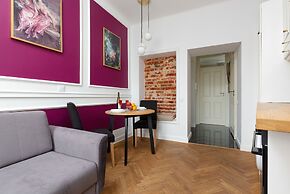 Apartment Plac Zamkowy by Renters