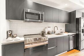 Studio With Bay Views In Downtown Miami