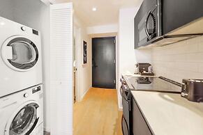 Studio With Bay Views In Downtown Miami