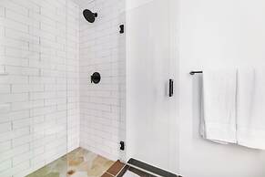 Studio With Bay Views In Downtown Miami