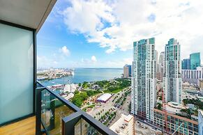 Incredible top floor studio with view