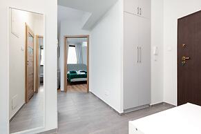 Metro Bielany Apartment by Renters