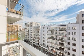 Metro Bielany Apartment by Renters