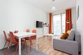 Metro Bielany Apartment by Renters