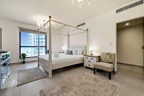 Jbr Sea View Captivating 4-bed Apartment in Dubai