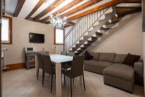 Herion Palace Apt 1 by Wonderful Italy