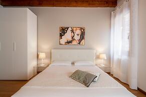 Herion Palace Apt 1 by Wonderful Italy