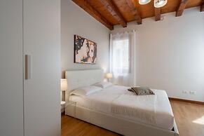 Herion Palace Apt 1 by Wonderful Italy