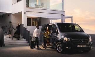 Niki's Villa - Luxury Seaview Villa!