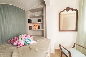 Niki's Villa - Luxury Seaview Villa!