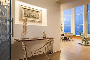 Niki's Villa - Luxury Seaview Villa!