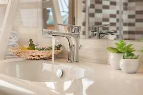 Niki's Villa - Luxury Seaview Villa!