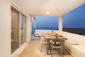 Niki's Villa - Luxury Seaview Villa!