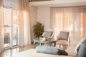 Niki's Villa - Luxury Seaview Villa!