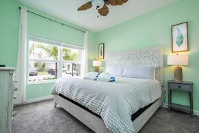 Vibrant Themed Home Prime Location