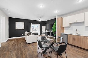 Midnight Manor Penthouse Suite The Gulch