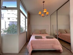 Suite Moderno con Piscina