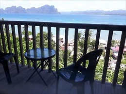 Bebeladan El Nido Bayview