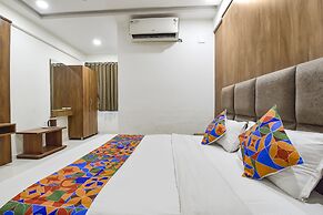 Fabhotel Maan Palace