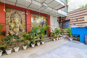 Fabexpress Gross Plaza