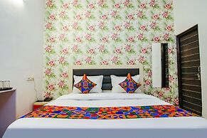 Fabexpress Gross Plaza