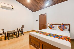 Fabexpress Peacock Suites