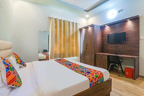 Fabhotel The Avr Grand