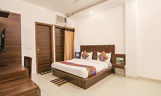 FabHotel Aerosky Inn